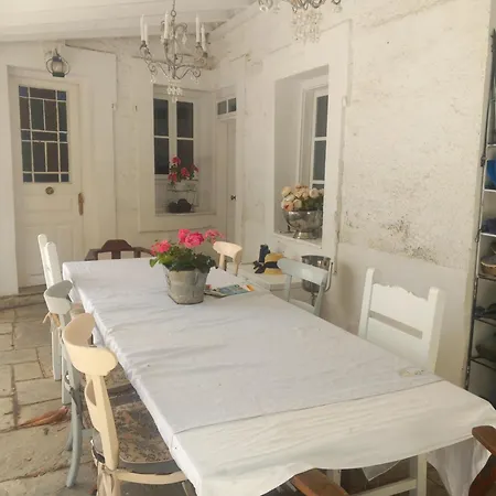 Roselyn Manor Country house